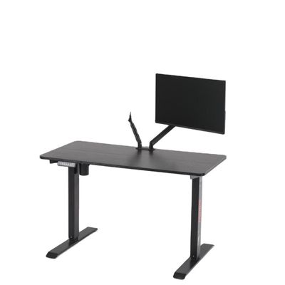 Bureau de bureau réglable en hauteur avec matériau de surface de panneau E1 PB et conception ergonomique