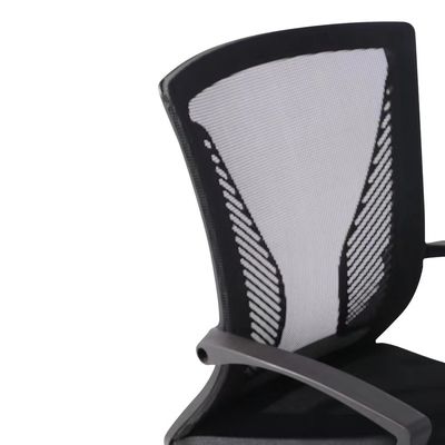 Chaise de bureau administratif à base de nylon en maille noire pour les milieux professionnels