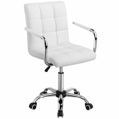 Chaise de bureau en cuir réglable, parfaite pour un environnement de travail moderne et élégant.