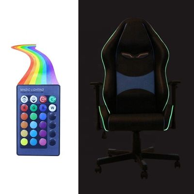 Améliorez votre jeu avec une chaise de style exécutif et un repose-pieds en cuir synthétique