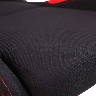 Amenez votre jeu au niveau supérieur avec notre chaise élévatrice et notre mécanisme réglable en hauteur